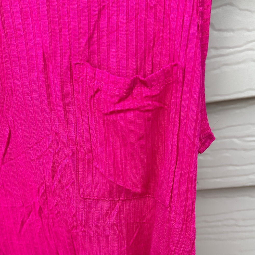 Staccato Vibrant Pink Muscle Tee - Picture 3 of 5